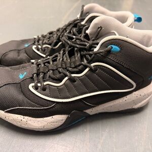 Shaq Speed Demon Mid Top Men's Basketball Black and Gray Athletic Shoes